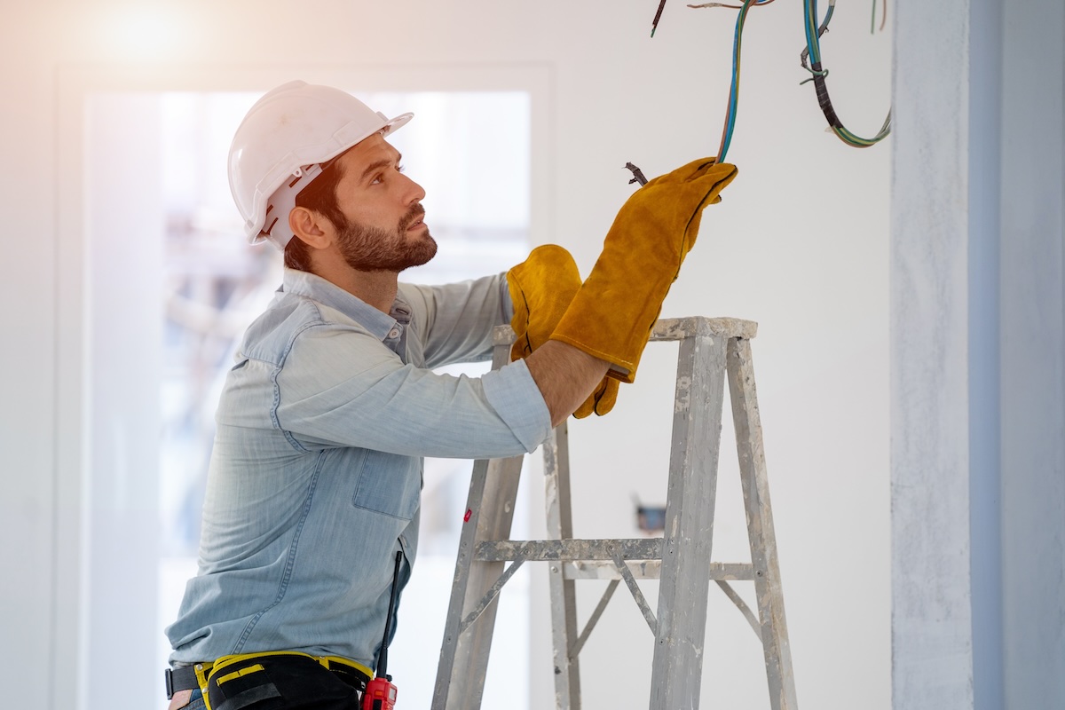 DIY or Call a Dallas Electrician? Here's How to Know A picture of DIY or Call a Dallas Electrician? Here's How to Know with Brotherly Love Electric LLC